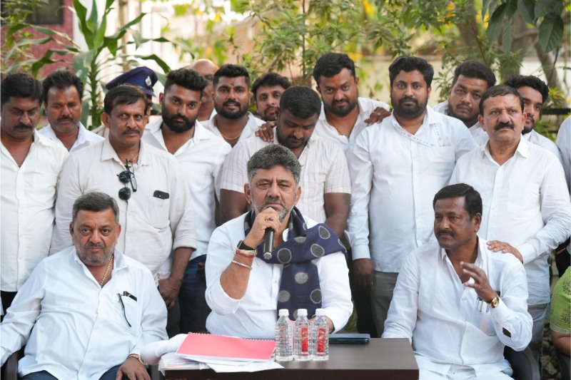 ದಾವಣಗೆರೆ ದಕ್ಷಿಣ ಉಪಸಮರ: ‘ಕೈ’ ನಾಯಕರ ನಡುವೆ ಸಮಾಲೋಚನೆ; ಮಲ್ಲಿಕಾರ್ಜುನ್-ಜಮೀರ್ ವಾರ್‌ಗೆ ಬ್ರೇಕ್?