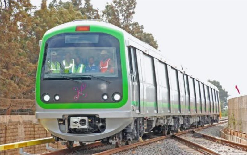ಹಸಿರು ಮಾರ್ಗದಲ್ಲಿ ಮೆಟ್ರೋ ರೈಲು ವೇಗ ಕಡಿತ: ಪ್ರಯಾಣಿಕರಿಗೆ ಸಮಯದ ಬಿಸಿ