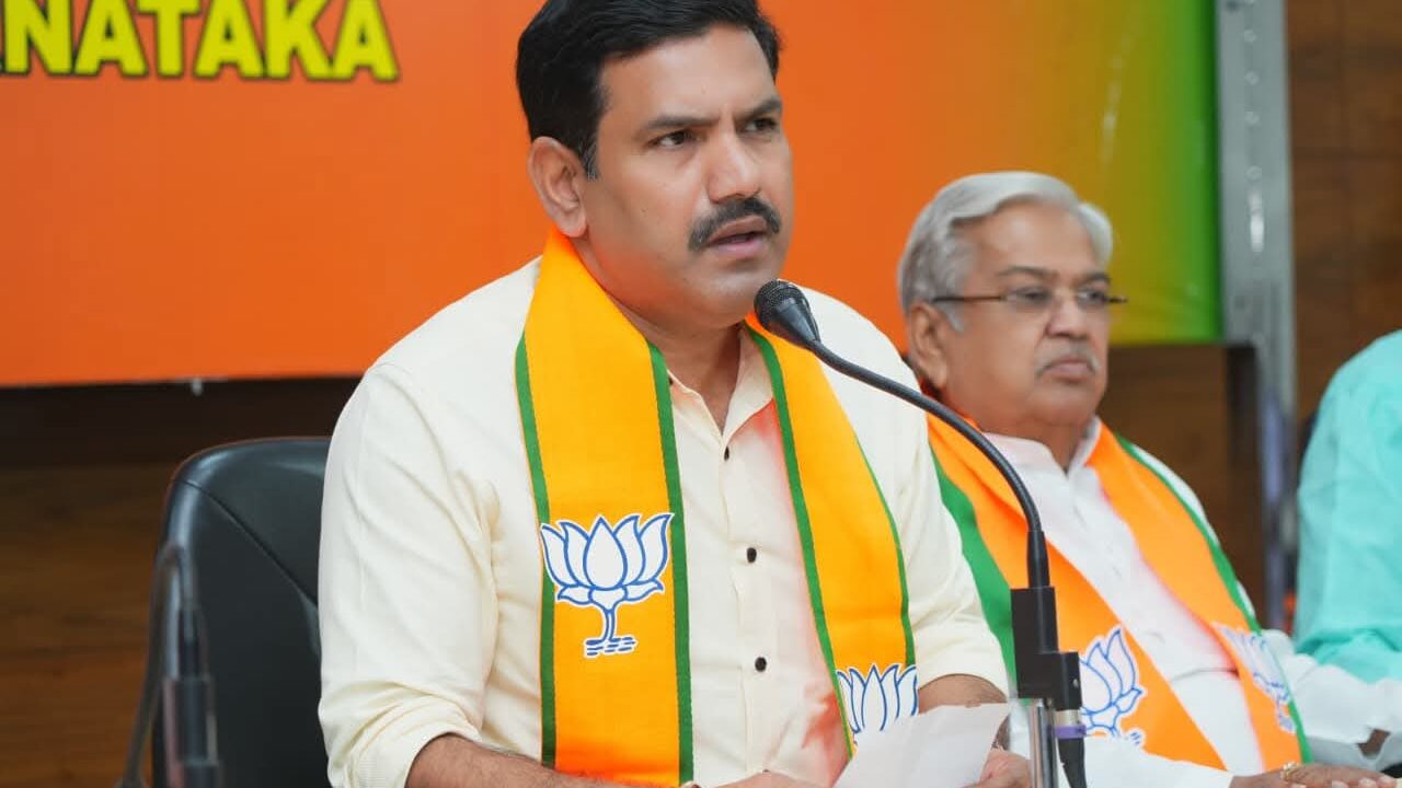 ವಿಧಾನಸಭೆ ವಿಸರ್ಜಿಸಿ ಚುನಾವಣೆ ಎದುರಿಸಿ: ಹಿರಿಯ ಸಚಿವರ ಅಸಮಾಧಾನದ ಬೆನ್ನಲ್ಲೇ ಸಿಎಂ ಡಿ.ಕೆ.ಶಿವಕುಮಾರ್‌ಗೆ ಬಿ.ವೈ.ವಿಜಯೇಂದ್ರ ಸವಾಲು