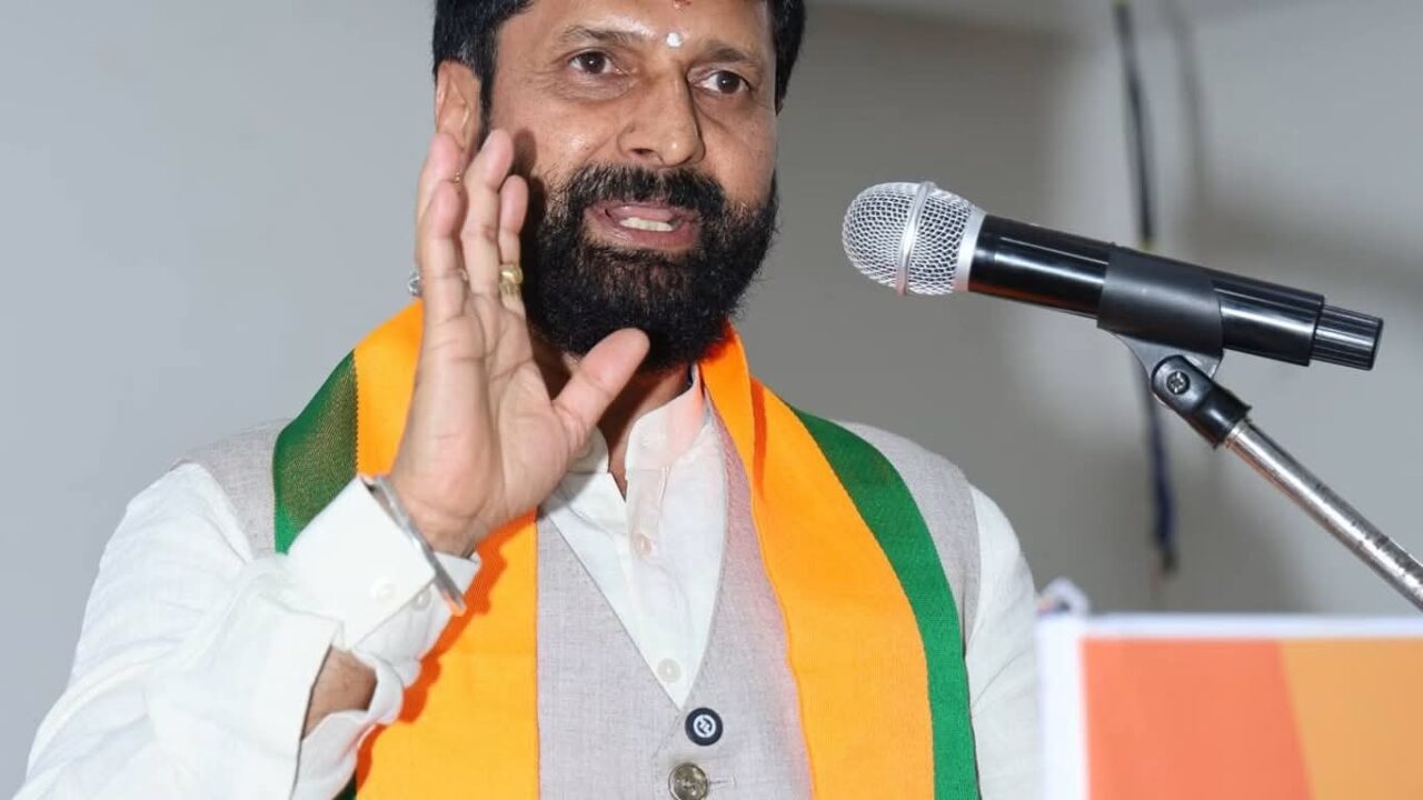ಶ್ರೀ ಕ್ಷೇತ್ರ ಧರ್ಮಸ್ಥಳದ ವಿರುದ್ಧದ ಷಡ್ಯಂತ್ರದ ತನಿಖೆ ಸಿಬಿಐಗೆ ವಹಿಸಿ: ಸಿಎಂಗೆ ಸಿ.ಟಿ. ರವಿ ಬಹಿರಂಗ ಪತ್ರ!